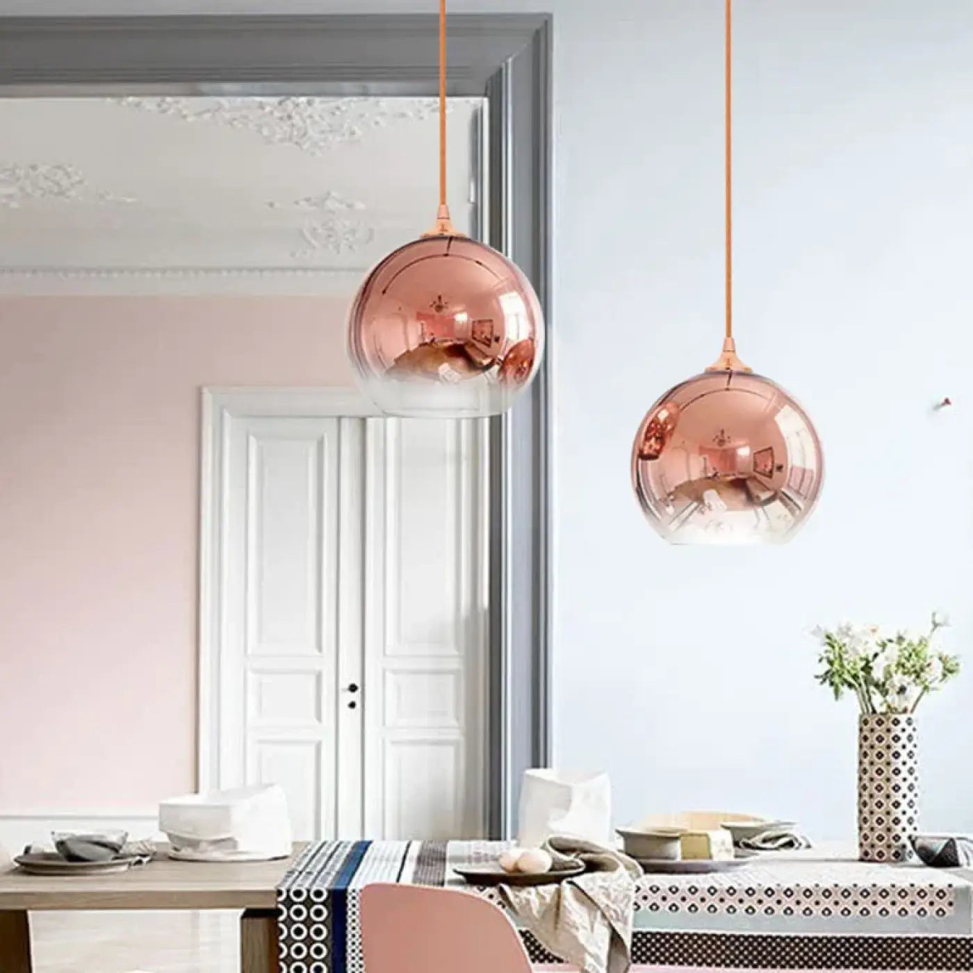 Suspension luminaire salon salle a manger boule verre teinte