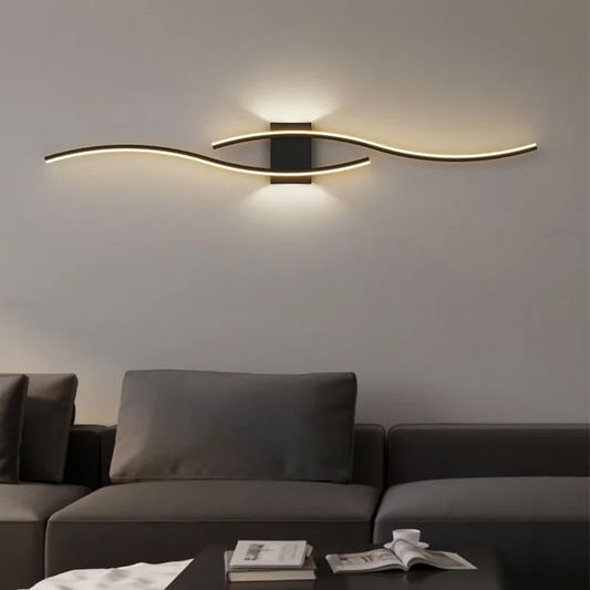 applique-murale-interieur-originale-led-forme-ondulee-minimaliste-salon-1